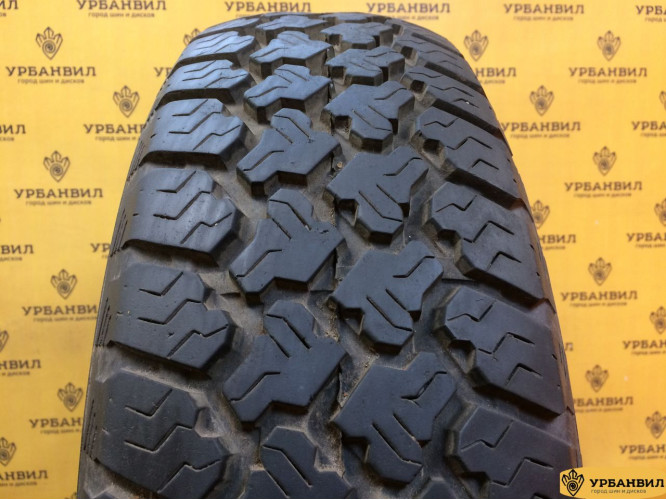 Mastercraft Courser A/T 215/75 R15 100S