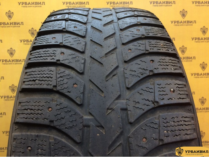 Bridgestone Ice Cruiser 5000 235/60 R16 100T