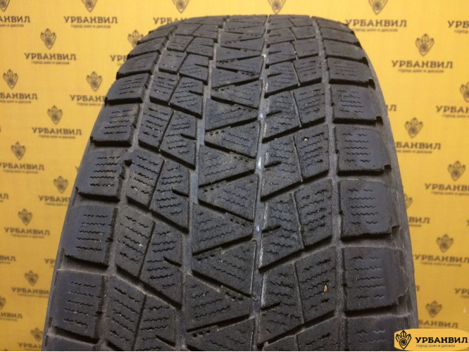 Bridgestone Blizzak DM-V1 225/65 R17 102R