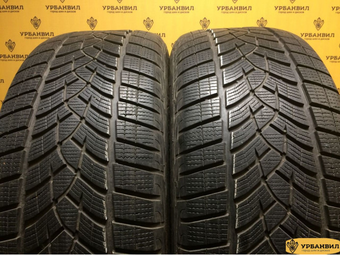 Goodyear UltraGrip Performance 255/55 R18 109V