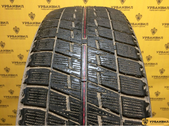 Bridgestone Blizzak Revo2 215/60 R17 96Q