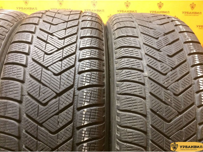 Pirelli Scorpion Winter 235/55 R17