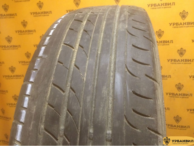 Dunlop Enasave RV503 215/65 R16 98H