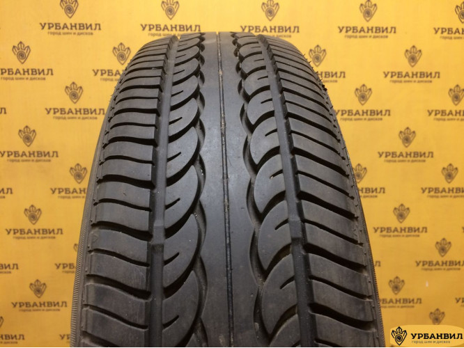 GT Radial Champiro 728 165/70 R14 81T