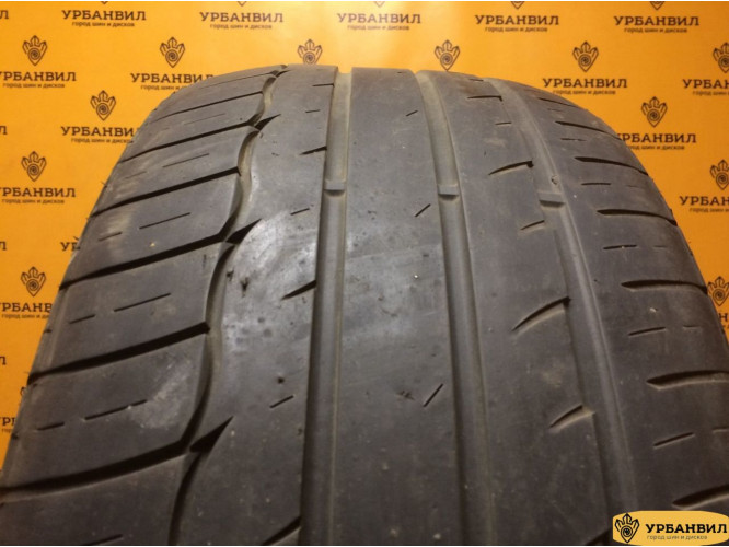 Comforser CF710 245/45 R19