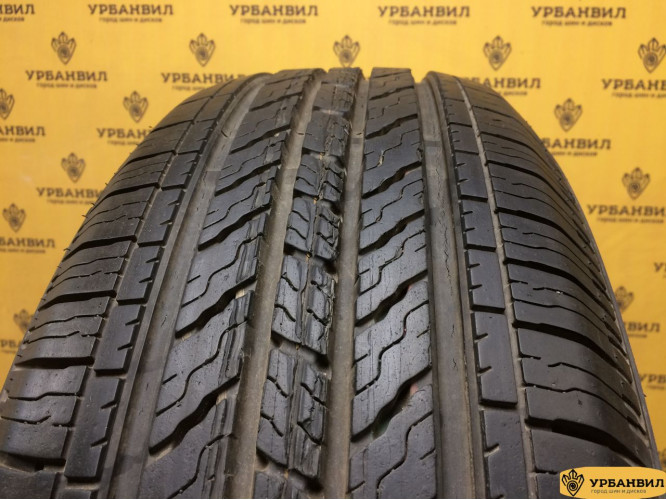 Nexen Roadian 571 235/65 R17 104T