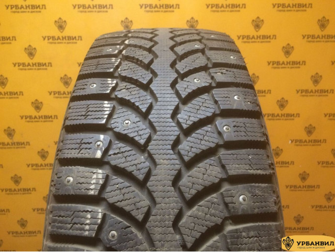 Bridgestone Blizzak Spike-01 215/65 R15 96T