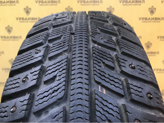 Kumho I'Zen KW22 205/65 R15 94T