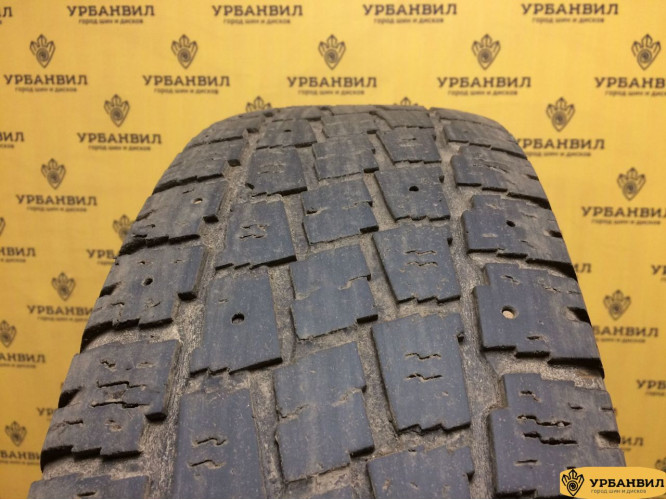 Hankook Zovac HP W401 215/75 R16C 113/111P