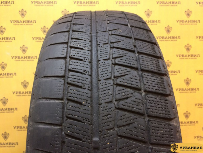 Bridgestone Blizzak Revo GZ 215/60 R16 95S