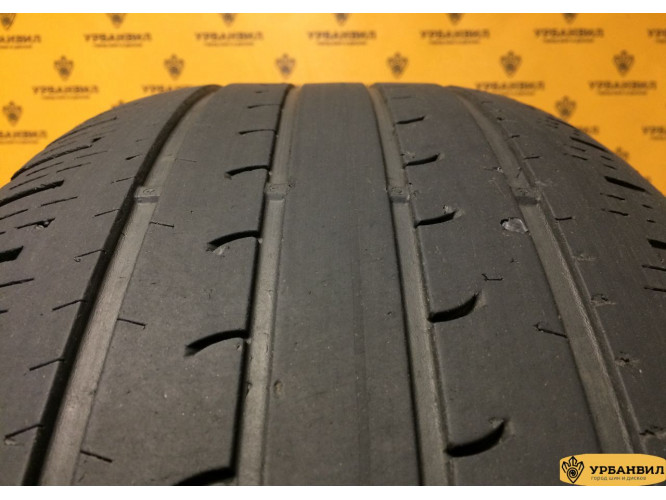 Goodyear EfficientGrip SUV 255/60 R17