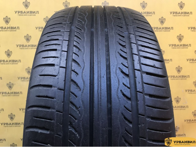 Kumho Solus KH17 225/45 R18 95V