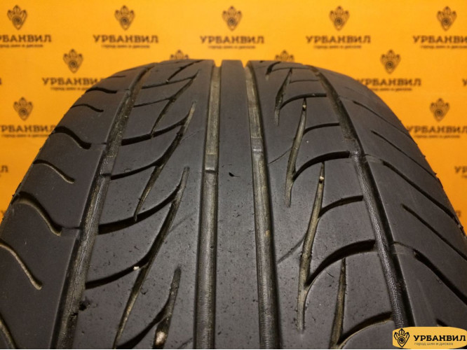 Nankang XR-611 215/60 R16