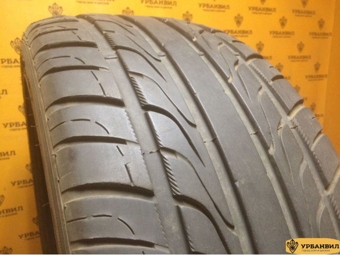 Rotalla F110 275/40 R20 106V