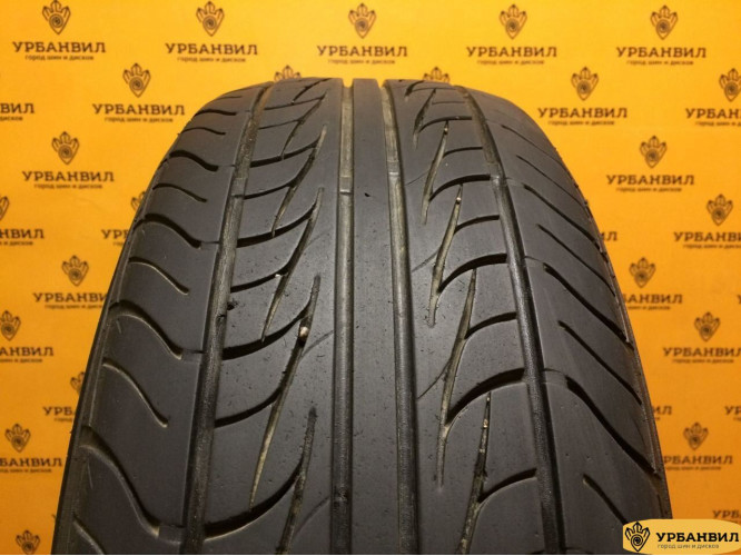 Nankang XR-611 215/60 R16