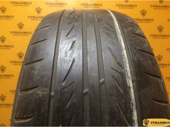 Bridgestone MY-02 Sporty Style 215/55 R17