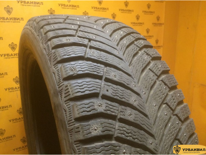 Michelin X-Ice North 4 255/45 R19 104H